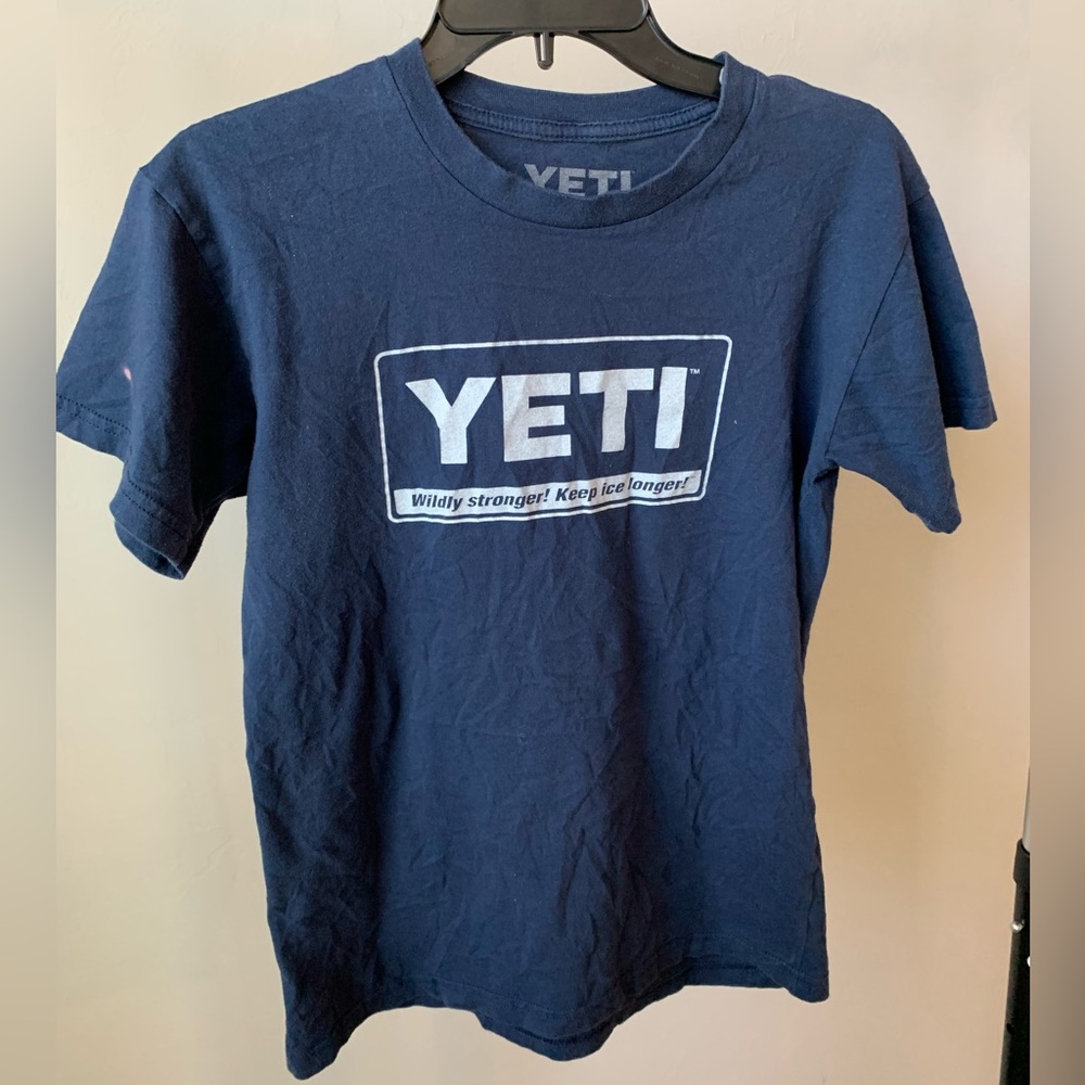 Graphic Tee YETI Logo Tshirt